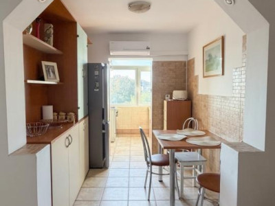 Apartament decomandat, 2 camere, 50 mp, centrală proprie | Kiriac